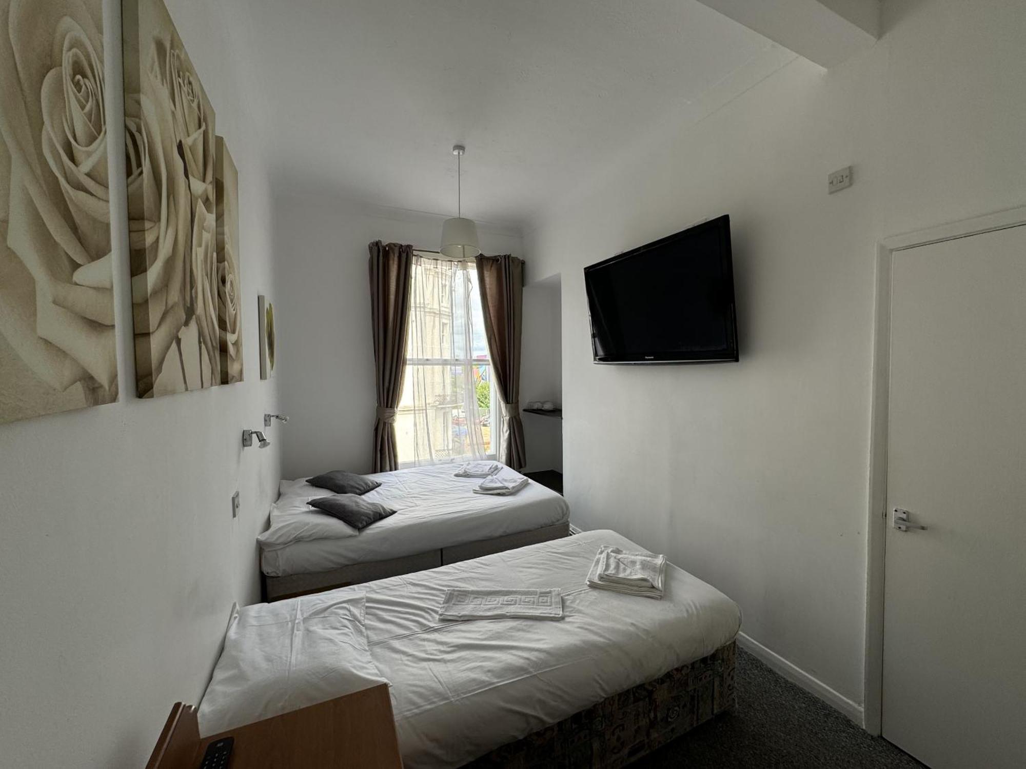 Carlton Court Hotel Torneo de Eastbourne Exterior foto